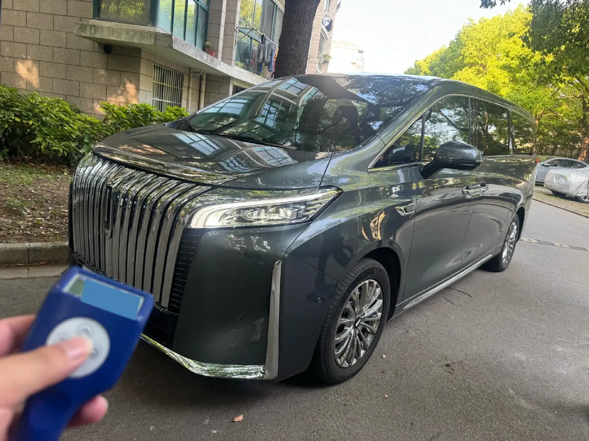 2024 Voyah ZhuiGuang 1.5T 136HP L4 PHEV 43KWH,autocango,china used car exporter,china ev exporter,chinese used car exporter,chinese used ev exporter