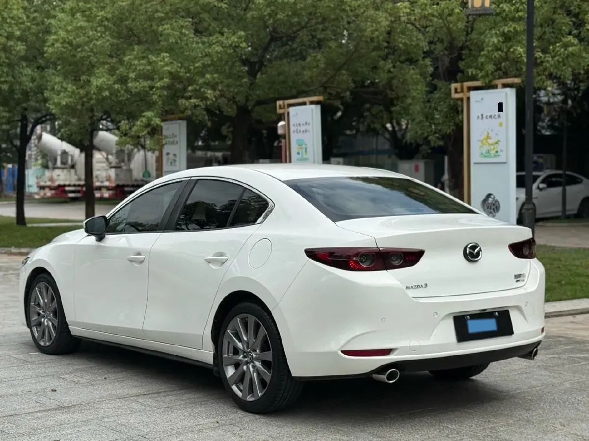 2020 Mazda 3 Axela 2.0L 158HP L4 6AT,autocango,china used car exporter,china ev exporter,chinese used car exporter,chinese used ev exporter