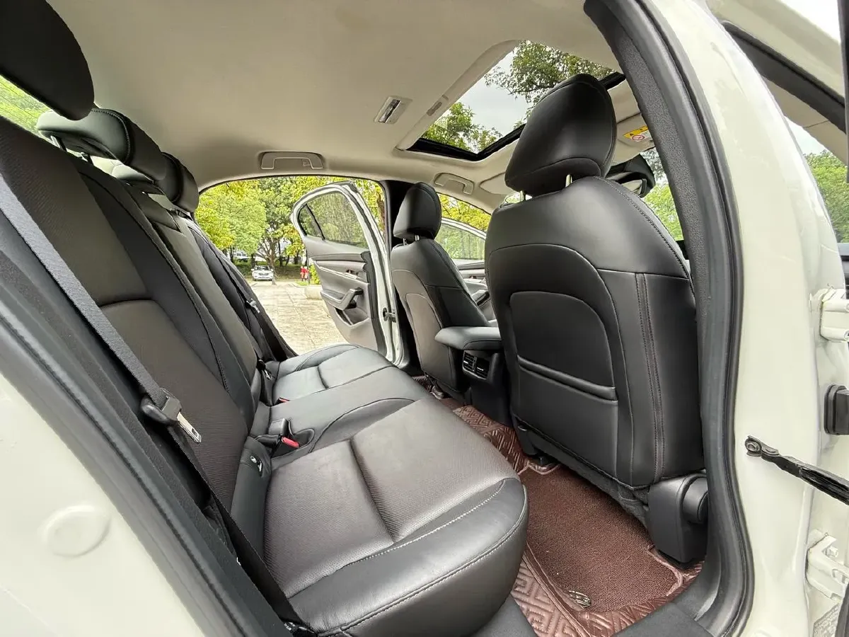 2020 Mazda 3 Axela 2.0L 158HP L4 6AT,autocango,china used car exporter,china ev exporter,chinese used car exporter,chinese used ev exporter