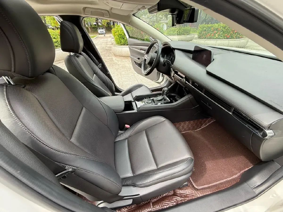 2020 Mazda 3 Axela 2.0L 158HP L4 6AT,autocango,china used car exporter,china ev exporter,chinese used car exporter,chinese used ev exporter