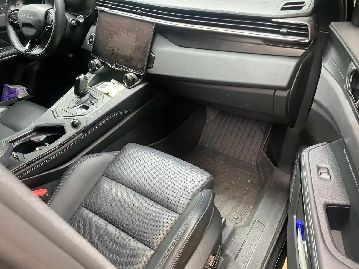 2022 LYNK&CO 01 EM-P 1.5T 180HP L3 7DCT PHEV 17.7KWH,autocango,china used car exporter,china ev exporter,chinese used car exporter,chinese used ev exporter