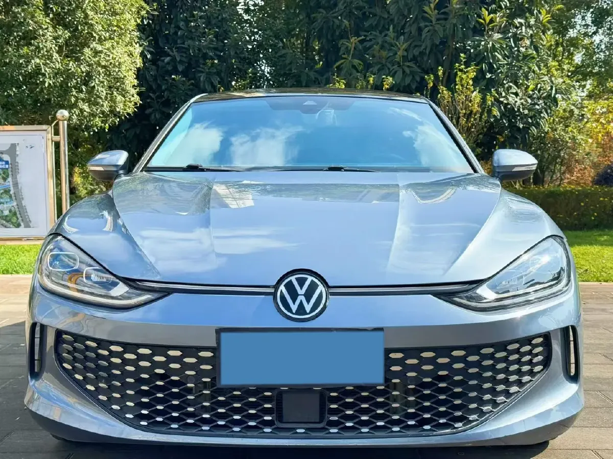 2023 Volkswagen Lamando 1.4T 150HP L4 7DCT,autocango,china used car exporter,china ev exporter,chinese used car exporter,chinese used ev exporter