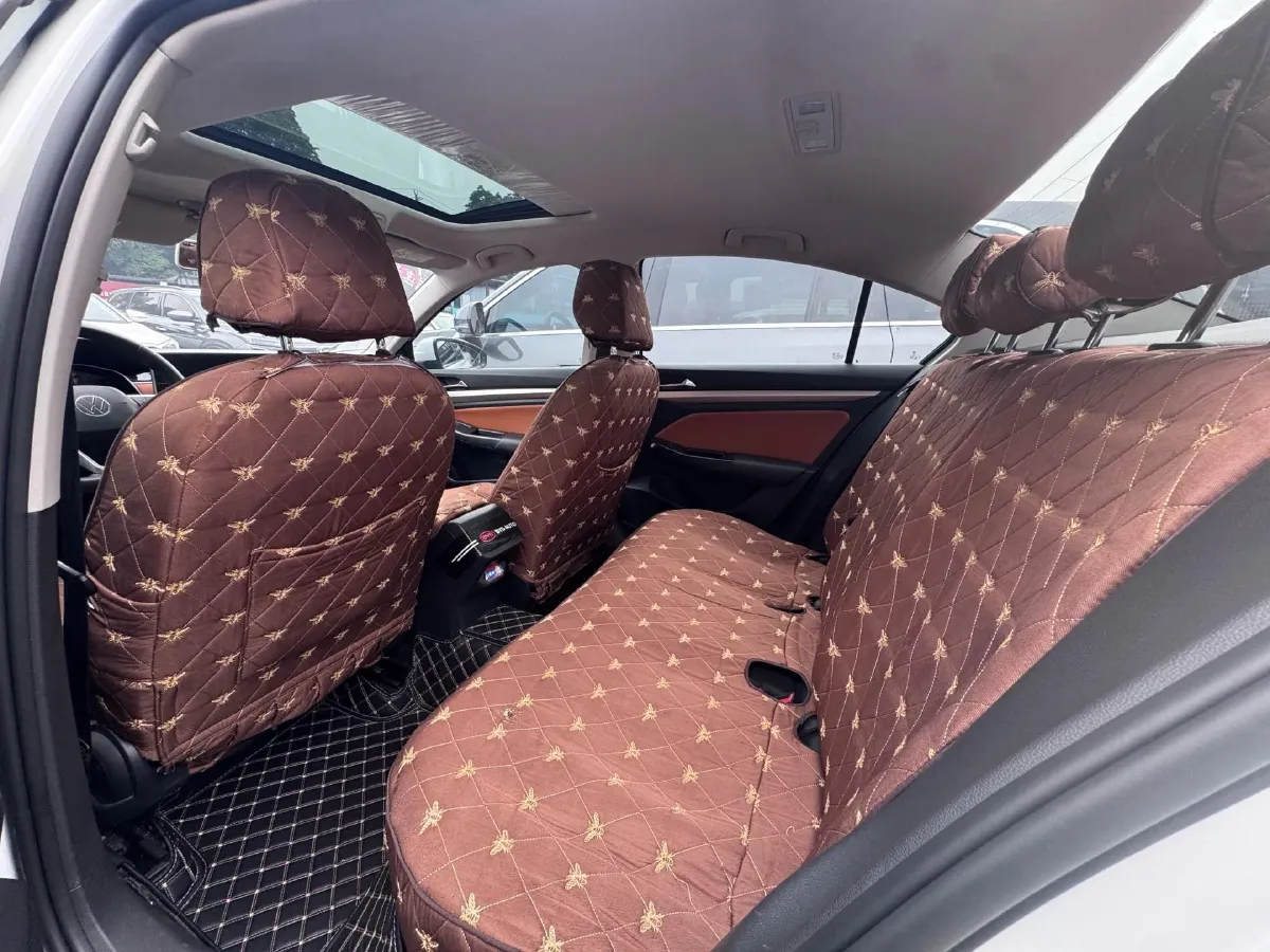 2024 Volkswagen Bora 1.2T 116HP L4 7DCT,autocango,china used car exporter,china ev exporter,chinese used car exporter,chinese used ev exporter