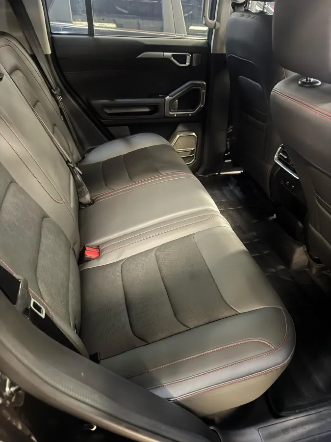 2023 Jetour Traveller 1.5T 184HP L4 7DCT,autocango,china used car exporter,china ev exporter,chinese used car exporter,chinese used ev exporter