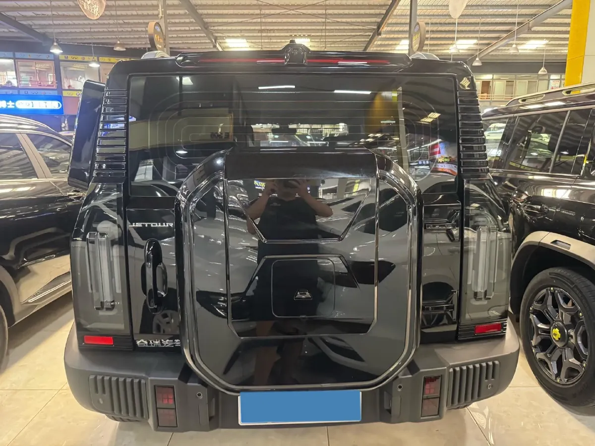 2023 Jetour Traveller 1.5T 184HP L4 7DCT,autocango,china used car exporter,china ev exporter,chinese used car exporter,chinese used ev exporter