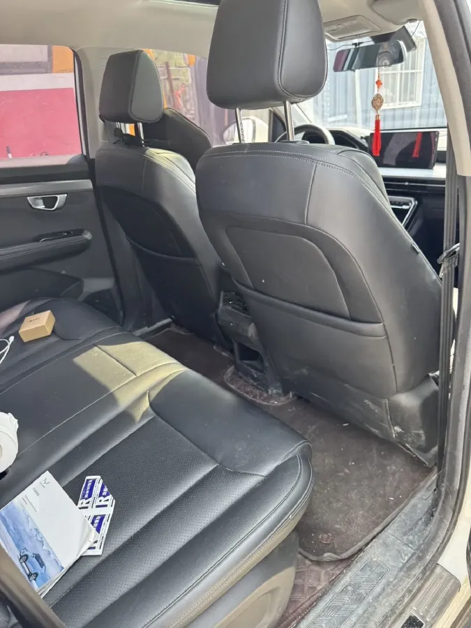 2019 BaoJun 730 1.5T 151HP L4 CVT,autocango,china used car exporter,china ev exporter,chinese used car exporter,chinese used ev exporter