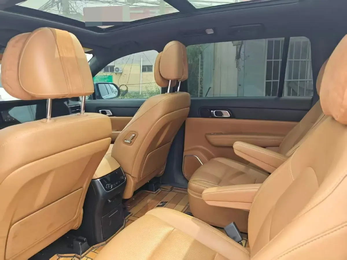 2021 Li ONE Range Extended 131HP REEV 40.5KWH,autocango,china used car exporter,china ev exporter,chinese used car exporter,chinese used ev exporter