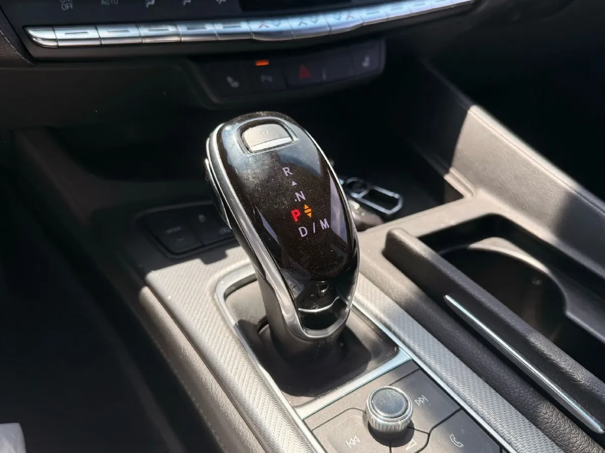 2020 Cadillac CT5 2.0T 237HP L4 10AT,autocango,china used car exporter,china ev exporter,chinese used car exporter,chinese used ev exporter