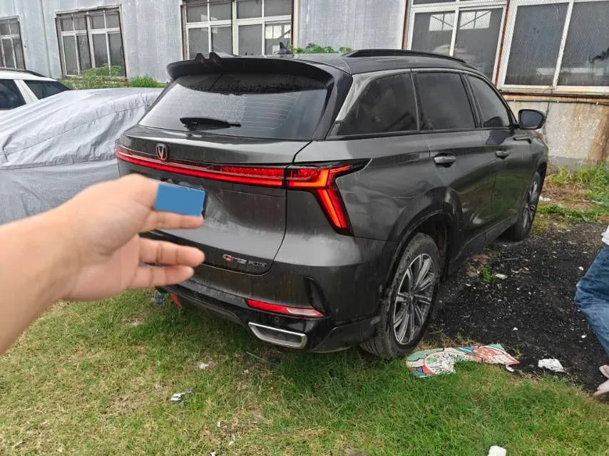 2023 ChangAn CS75 Plus 1.5T 188HP L4 8AT,autocango,china used car exporter,china ev exporter,chinese used car exporter,chinese used ev exporter