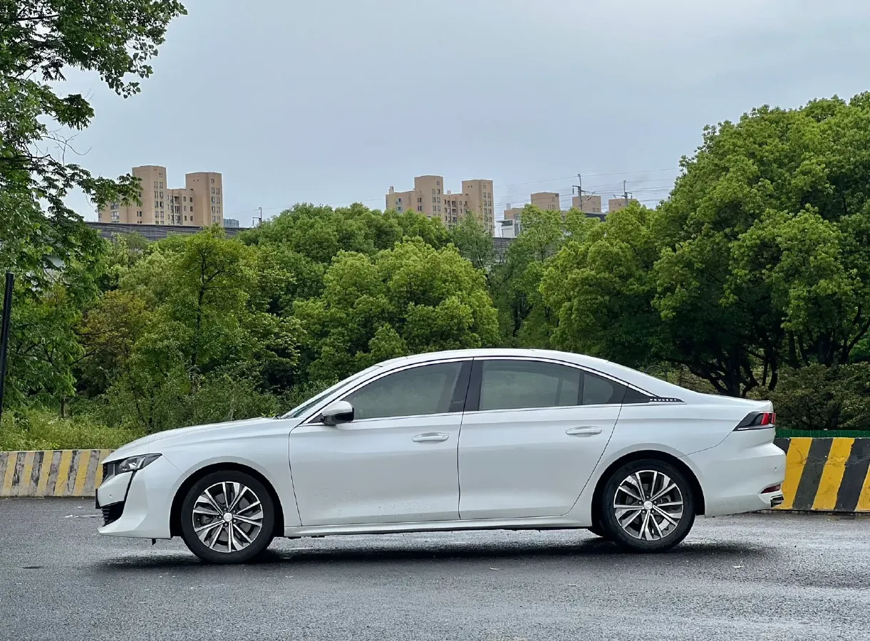 2019 Peugeot 508 1.8T 211HP L4 8AT,autocango,china used car exporter,china ev exporter,chinese used car exporter,chinese used ev exporter