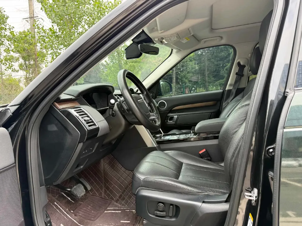 2018 Land Rover Discovery 3.0T 340HP V6 8AT,autocango,china used car exporter,china ev exporter,chinese used car exporter,chinese used ev exporter