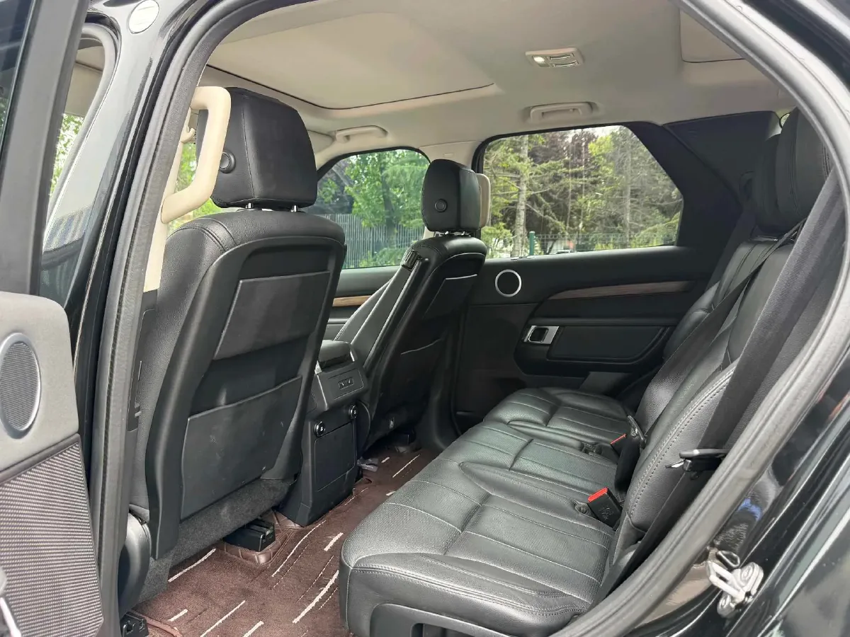 2018 Land Rover Discovery 3.0T 340HP V6 8AT,autocango,china used car exporter,china ev exporter,chinese used car exporter,chinese used ev exporter