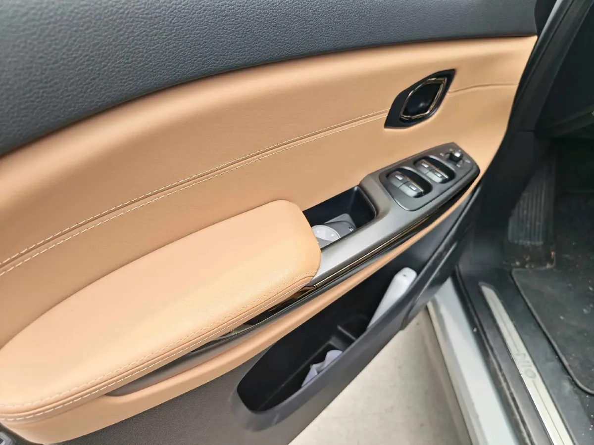 2020 Lexus NX 2.5L 155HP L4 E-CVT Hybrid,autocango,china used car exporter,china ev exporter,chinese used car exporter,chinese used ev exporter