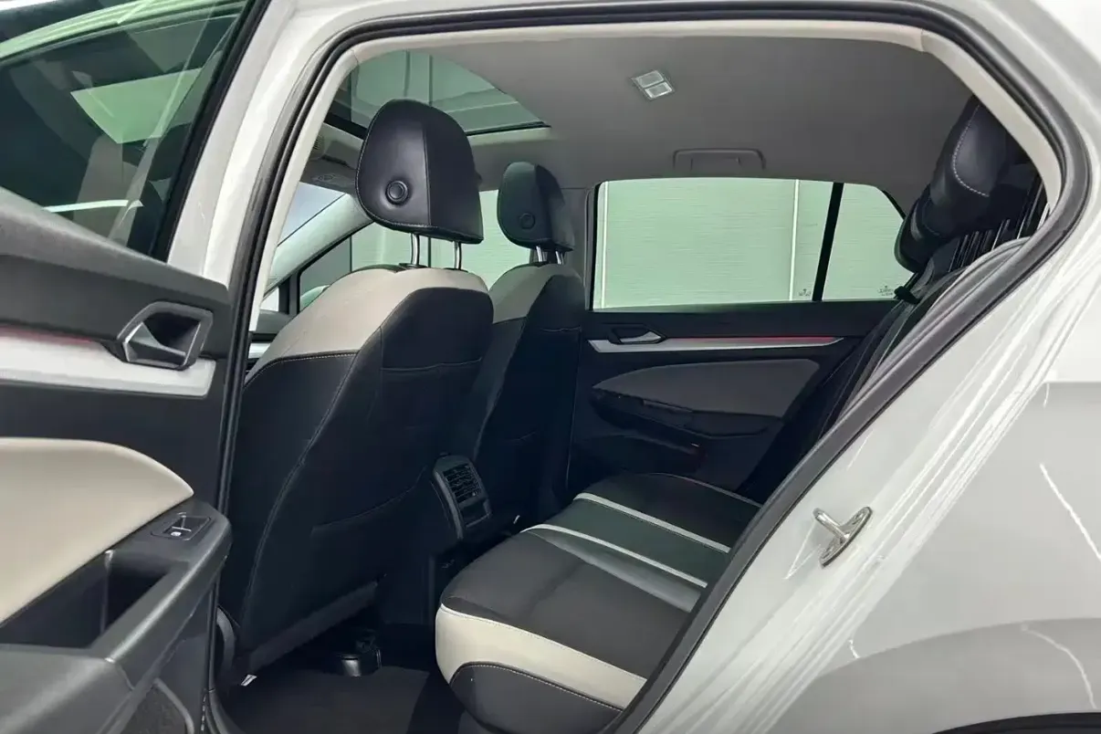 2021 Volkswagen Golf 1.4T 150HP L4 7DCT,autocango,china used car exporter,china ev exporter,chinese used car exporter,chinese used ev exporter