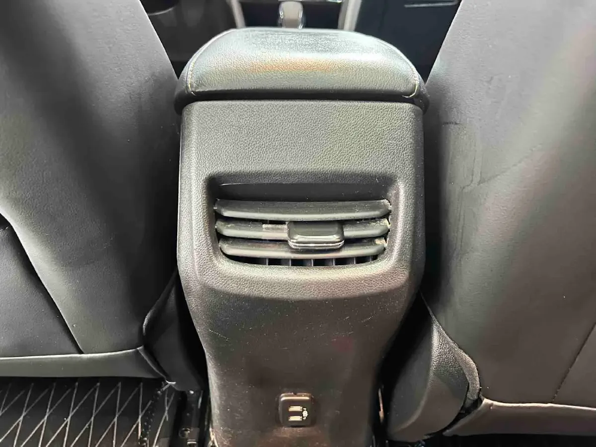 2019 Chevrolet Orlando 1.3T 163HP L3 6AT,autocango,china used car exporter,china ev exporter,chinese used car exporter,chinese used ev exporter