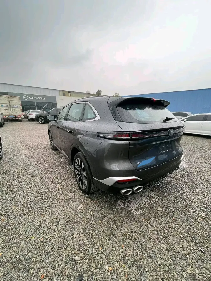 2025 ChangAn CS75 Plus 2.0T 233HP L4 8AT,autocango,china used car exporter,china ev exporter,chinese used car exporter,chinese used ev exporter