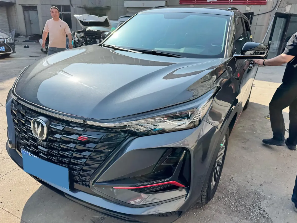 2022 ChangAn CS75 Plus 1.5T 178HP L4 6AT,autocango,china used car exporter,china ev exporter,chinese used car exporter,chinese used ev exporter