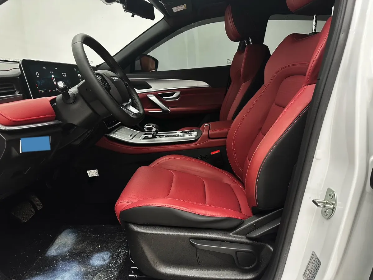 2023 Jetour X70 Plus 1.5T 156HP L4 6DCT,autocango,china used car exporter,china ev exporter,chinese used car exporter,chinese used ev exporter