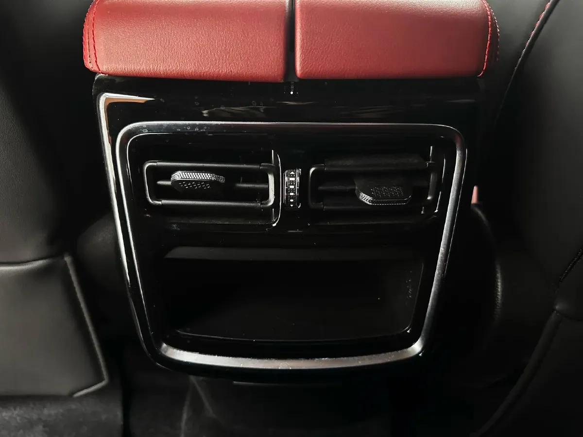 2023 Jetour X70 Plus 1.5T 156HP L4 6DCT,autocango,china used car exporter,china ev exporter,chinese used car exporter,chinese used ev exporter