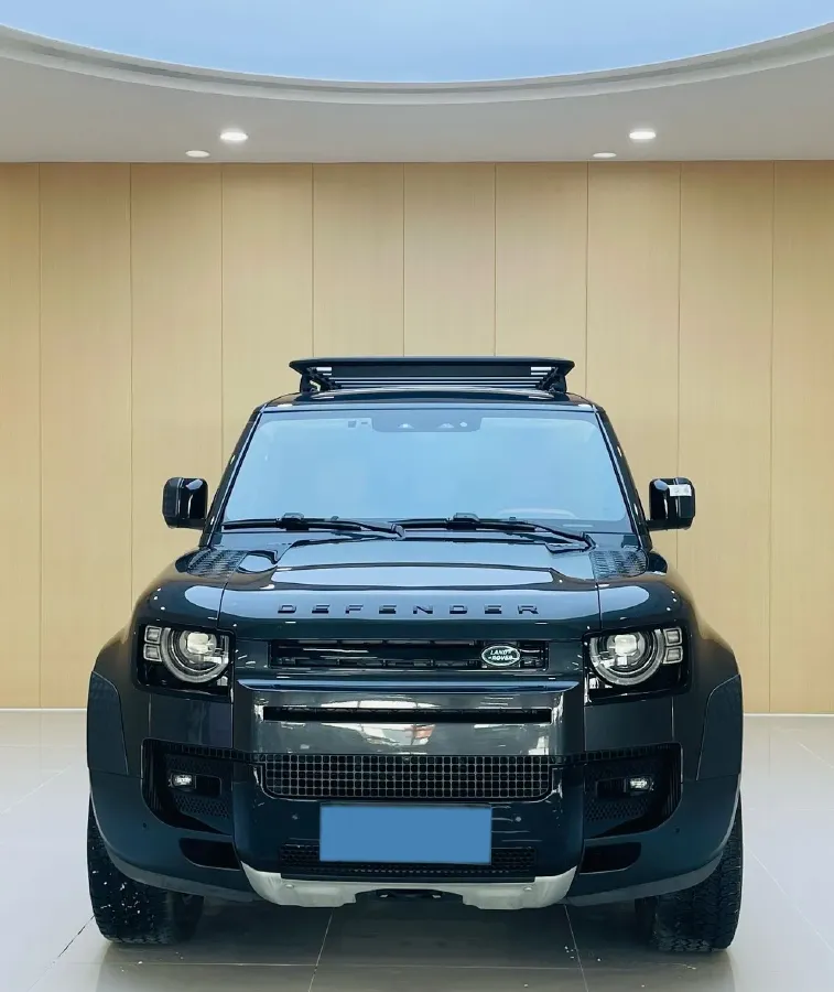 2023 Land Rover Defender 3.0T 400HP L6 8AT,autocango,china used car exporter,china ev exporter,chinese used car exporter,chinese used ev exporter