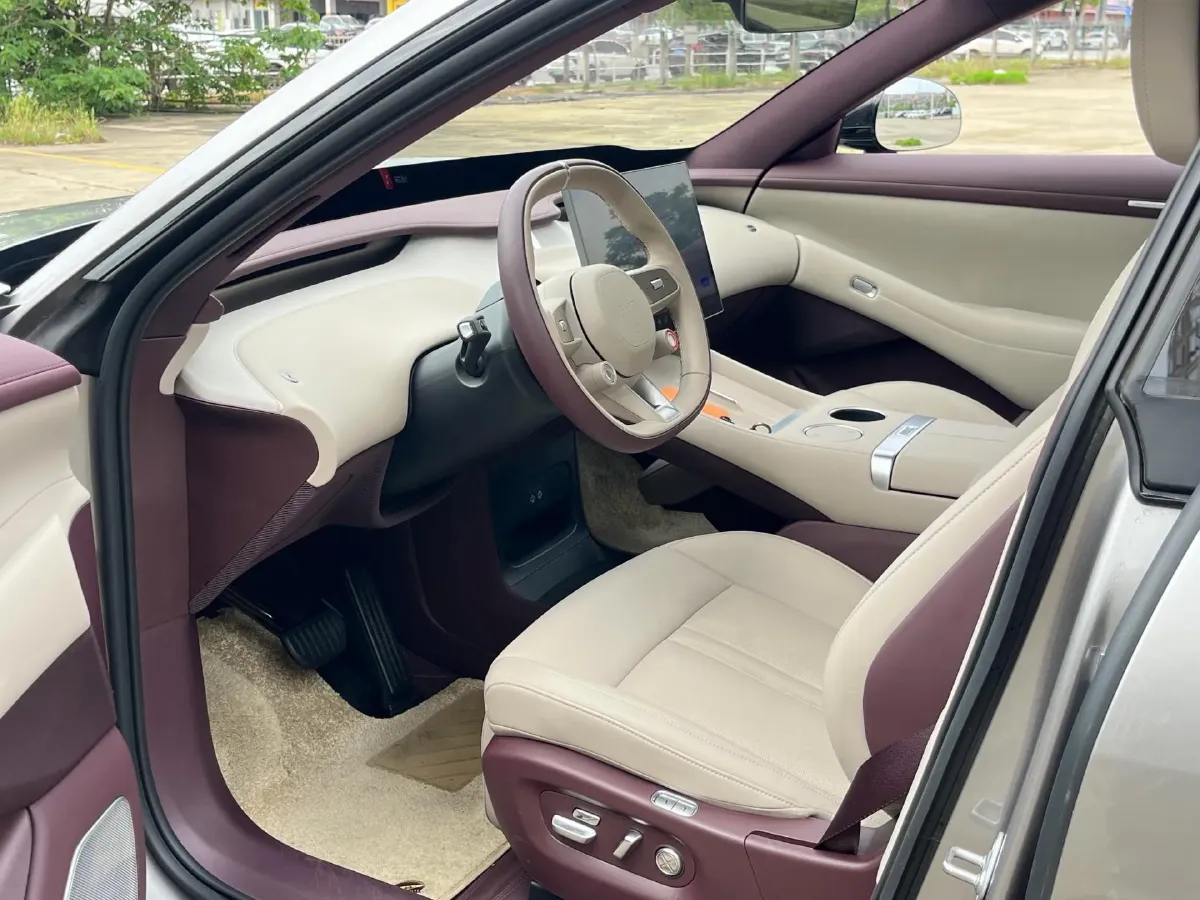 2025 MI YU7 BEV 96.3KWH,autocango,china used car exporter,china ev exporter,chinese used car exporter,chinese used ev exporter