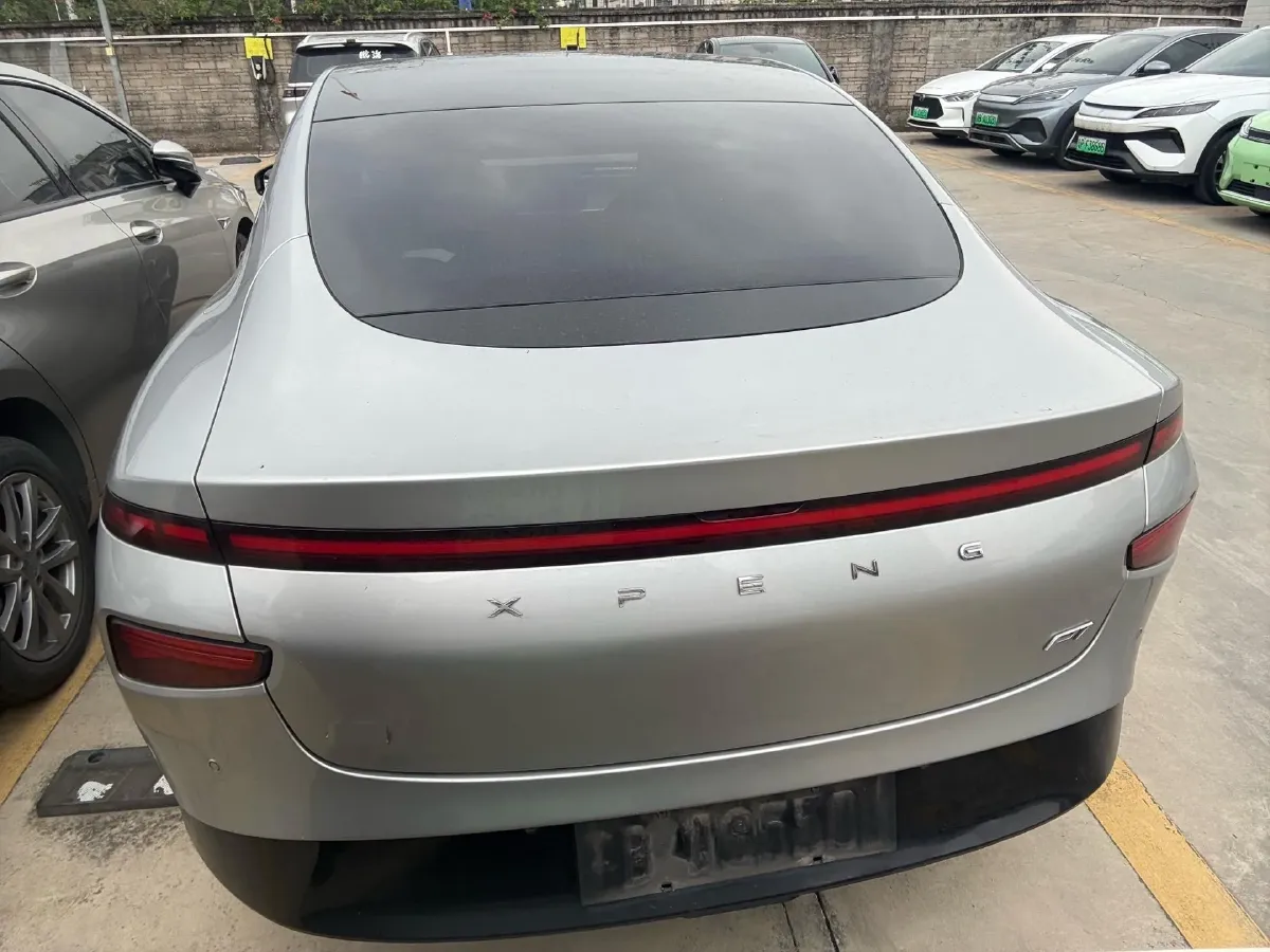 2020 Xpeng P7 BEV 70.8KWH,autocango,china used car exporter,china ev exporter,chinese used car exporter,chinese used ev exporter