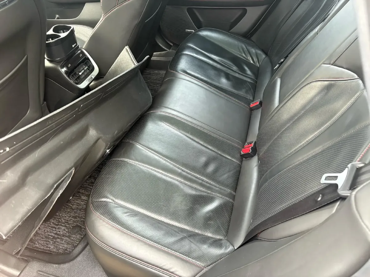 2020 Xpeng P7 BEV 70.8KWH,autocango,china used car exporter,china ev exporter,chinese used car exporter,chinese used ev exporter