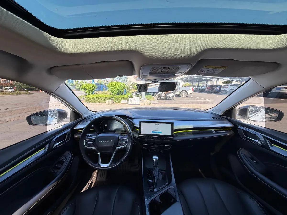 2021 Roewe i5 1.5L 120HP L4 CVT,autocango,china used car exporter,china ev exporter,chinese used car exporter,chinese used ev exporter