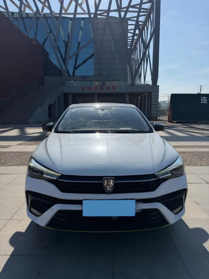 2021 Roewe i5 1.5L 120HP L4 CVT,autocango,china used car exporter,china ev exporter,chinese used car exporter,chinese used ev exporter