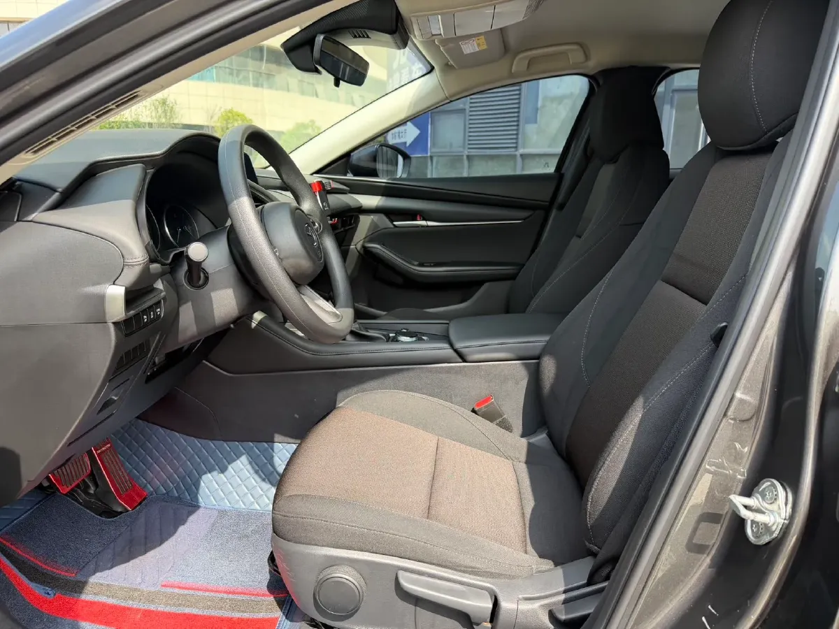 2022 Mazda 3 Axela 2.0L 158HP L4 6AT,autocango,china used car exporter,china ev exporter,chinese used car exporter,chinese used ev exporter
