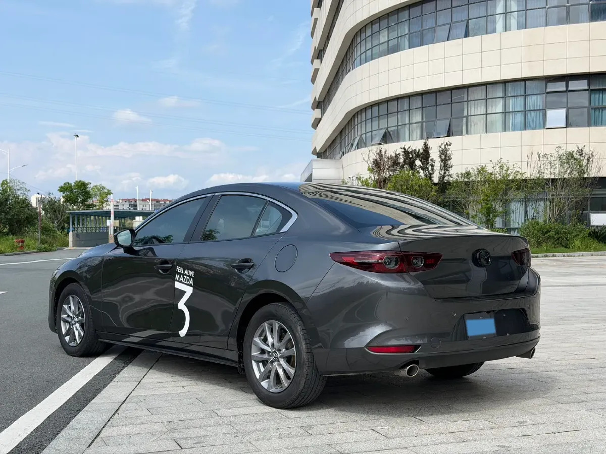 2022 Mazda 3 Axela 2.0L 158HP L4 6AT,autocango,china used car exporter,china ev exporter,chinese used car exporter,chinese used ev exporter