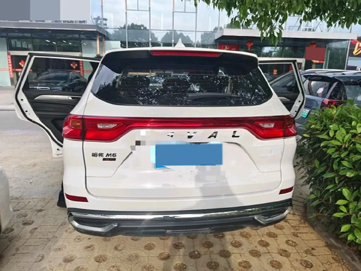 2023 Haval M6 1.5T 150HP L4 7DCT,autocango,china used car exporter,china ev exporter,chinese used car exporter,chinese used ev exporter