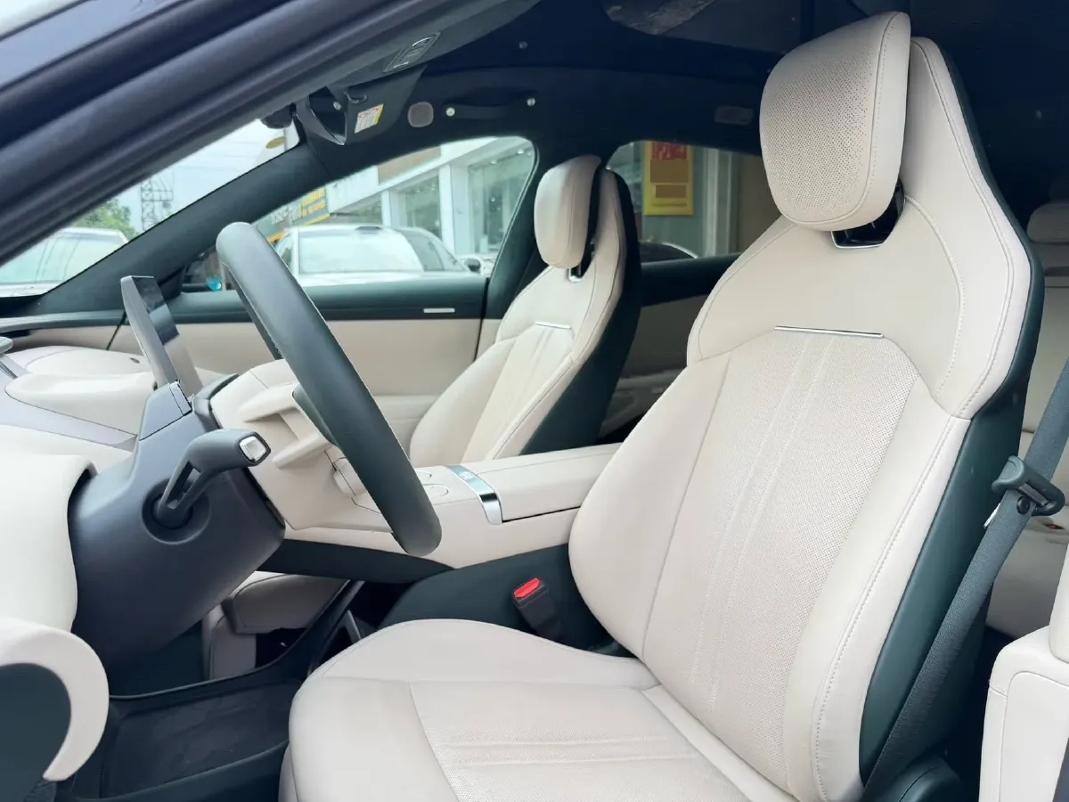 2025 MI YU7 BEV 101.7KWH,autocango,china used car exporter,china ev exporter,chinese used car exporter,chinese used ev exporter