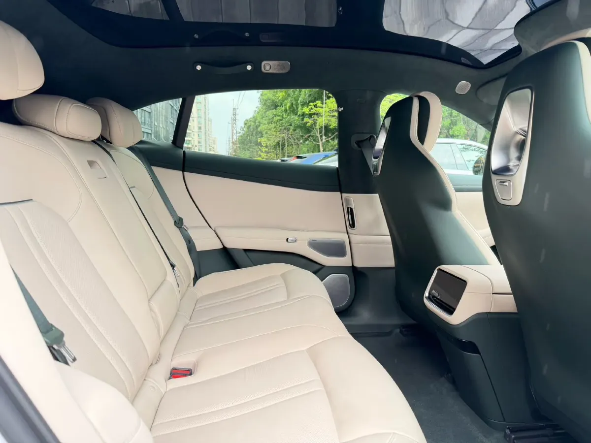 2025 MI YU7 BEV 101.7KWH,autocango,china used car exporter,china ev exporter,chinese used car exporter,chinese used ev exporter