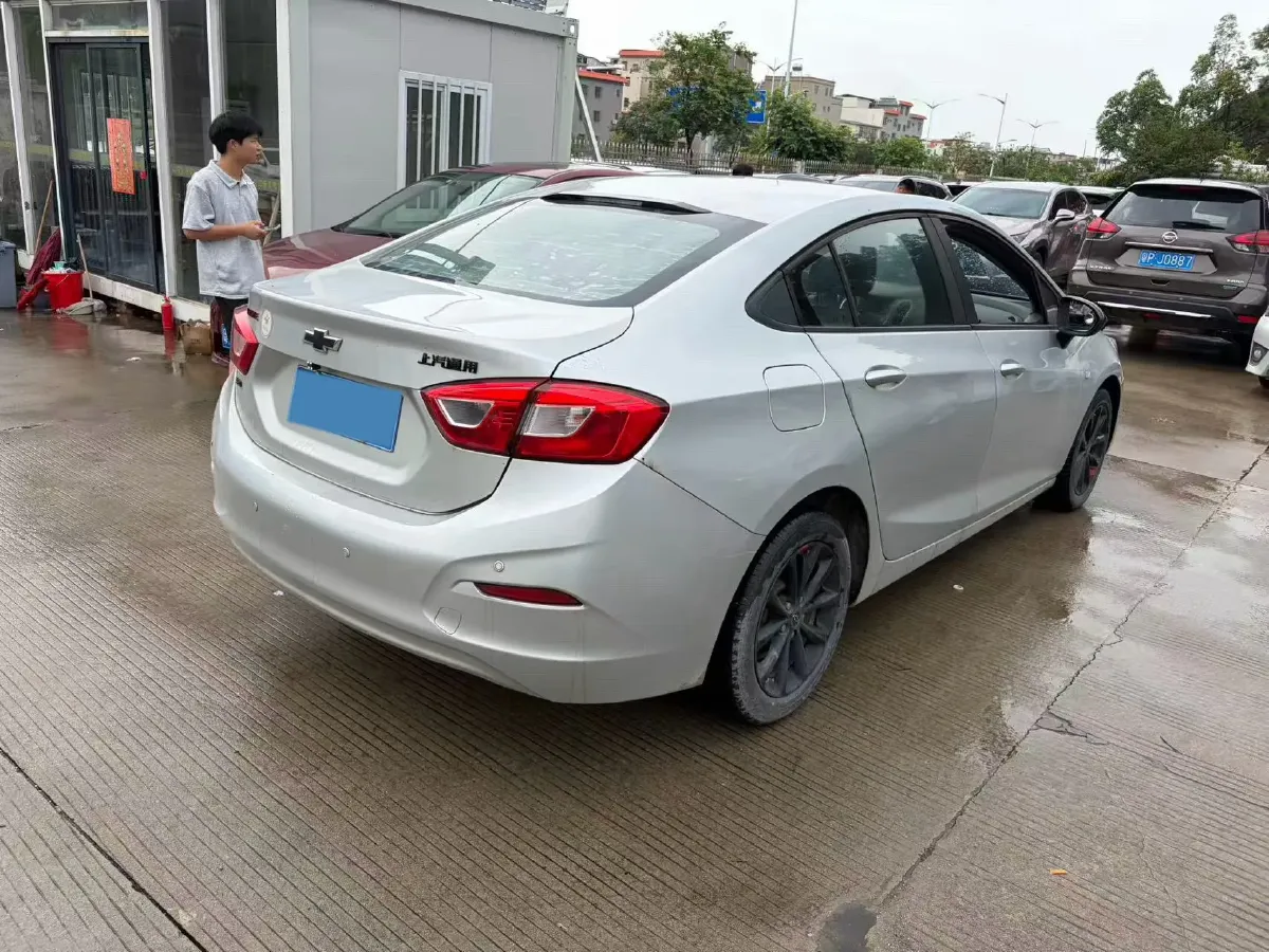 2018 Chevrolet Cruze 1.5L 114HP L4 6AT,autocango,china used car exporter,china ev exporter,chinese used car exporter,chinese used ev exporter