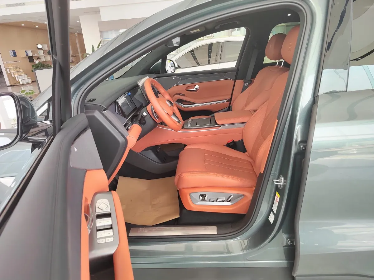 2025 BYD TangL 1.5T 156HP L4 E-CVT PHEV,autocango,china used car exporter,china ev exporter,chinese used car exporter,chinese used ev exporter