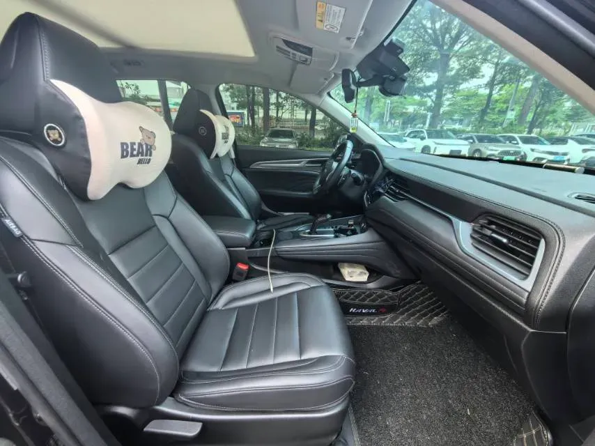 2020 Haval F7 1.5T 169HP L4 7DCT,autocango,china used car exporter,china ev exporter,chinese used car exporter,chinese used ev exporter