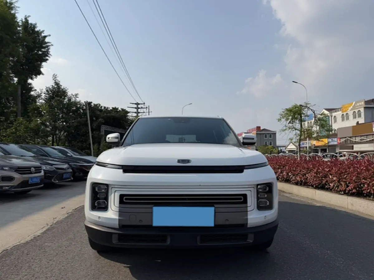2020 Geely ICON 1.5T 177HP L3 7DCT,autocango,china used car exporter,china ev exporter,chinese used car exporter,chinese used ev exporter