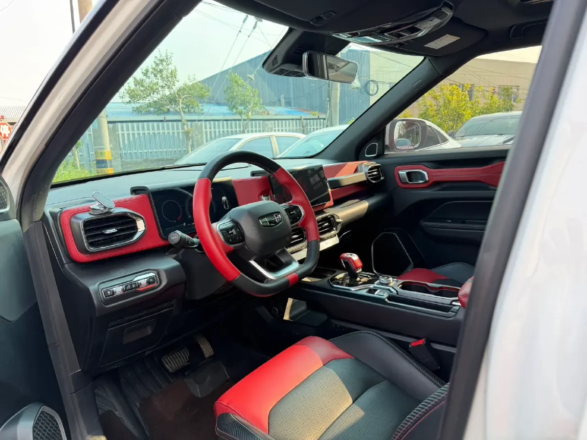2020 Geely ICON 1.5T 177HP L3 7DCT,autocango,china used car exporter,china ev exporter,chinese used car exporter,chinese used ev exporter