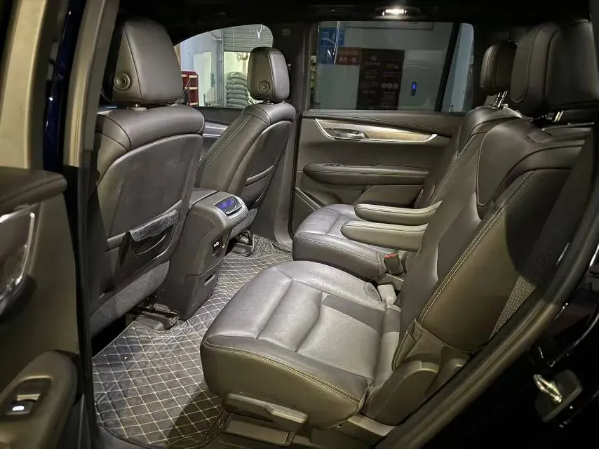 2021 Cadillac XT6 2.0T 237HP L4 9AT,autocango,china used car exporter,china ev exporter,chinese used car exporter,chinese used ev exporter