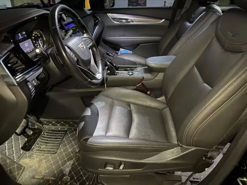 2021 Cadillac XT6 2.0T 237HP L4 9AT,autocango,china used car exporter,china ev exporter,chinese used car exporter,chinese used ev exporter