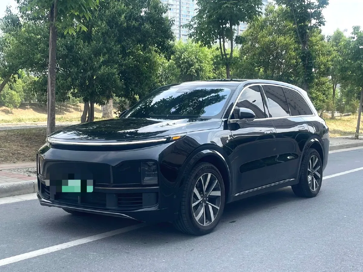 2023 Li L8 Range Extended 154HP REEV 40.9KWH,autocango,china used car exporter,china ev exporter,chinese used car exporter,chinese used ev exporter