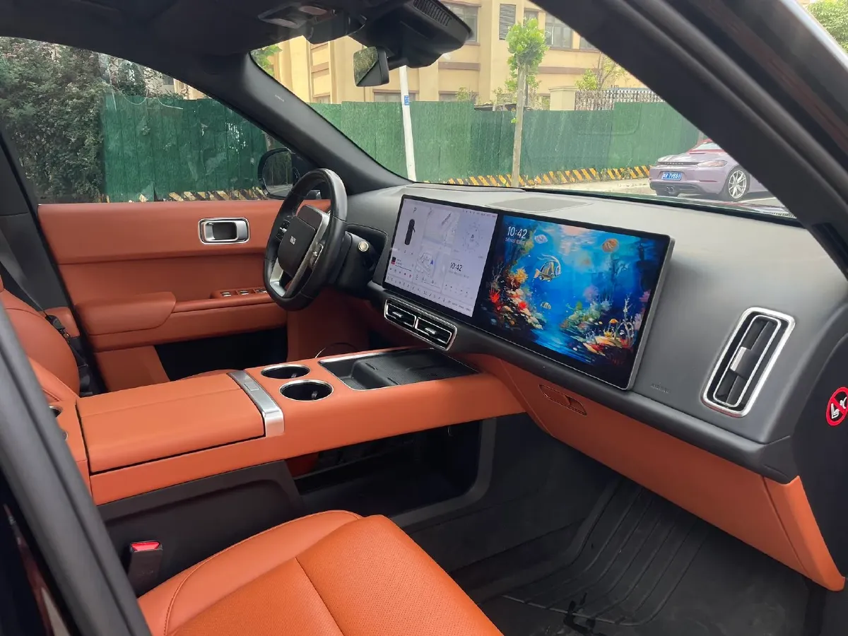 2023 Li L8 Range Extended 154HP REEV 40.9KWH,autocango,china used car exporter,china ev exporter,chinese used car exporter,chinese used ev exporter