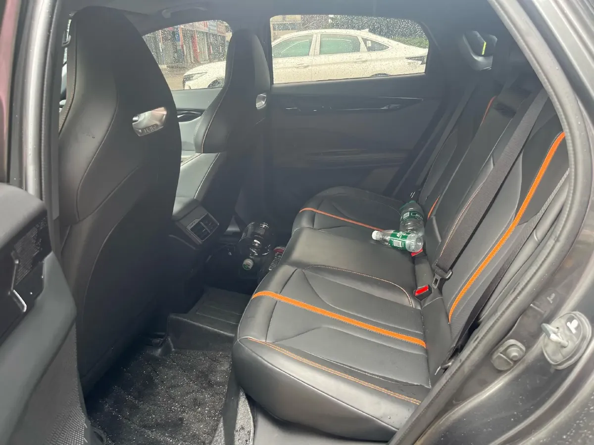 2024 ChangAn UNI-V 1.5T 188HP L4 7DCT,autocango,china used car exporter,china ev exporter,chinese used car exporter,chinese used ev exporter