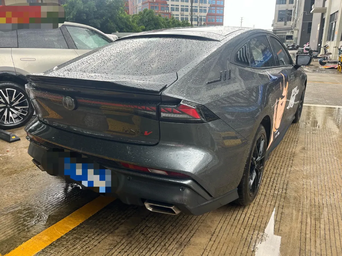 2024 ChangAn UNI-V 1.5T 188HP L4 7DCT,autocango,china used car exporter,china ev exporter,chinese used car exporter,chinese used ev exporter