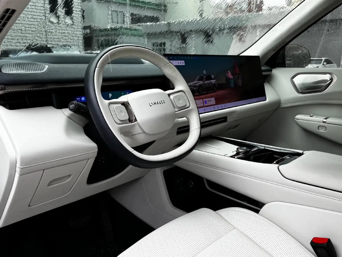 2025 LYNK&CO 900 2.0T 254HP L4 3DHT PHEV,autocango,china used car exporter,china ev exporter,chinese used car exporter,chinese used ev exporter