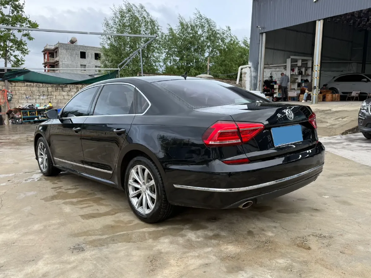 2017 Volkswagen Passat 1.8T 180HP L4 7DCT,autocango,china used car exporter,china ev exporter,chinese used car exporter,chinese used ev exporter