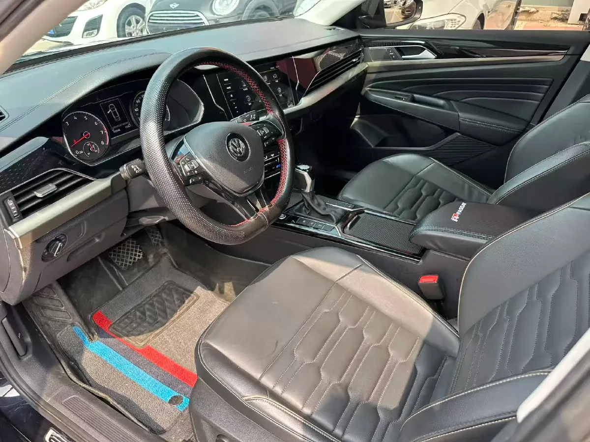 2020 Volkswagen Passat 2.0T 186HP L4 7DCT,autocango,china used car exporter,china ev exporter,chinese used car exporter,chinese used ev exporter