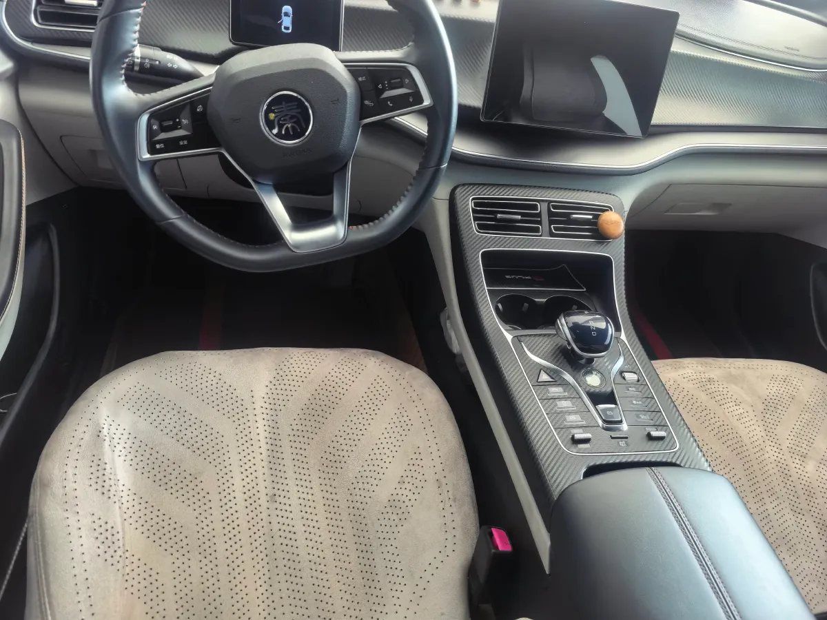 2021 Haval F7 1.5T 169HP L4 7DCT,autocango,china used car exporter,china ev exporter,chinese used car exporter,chinese used ev exporter