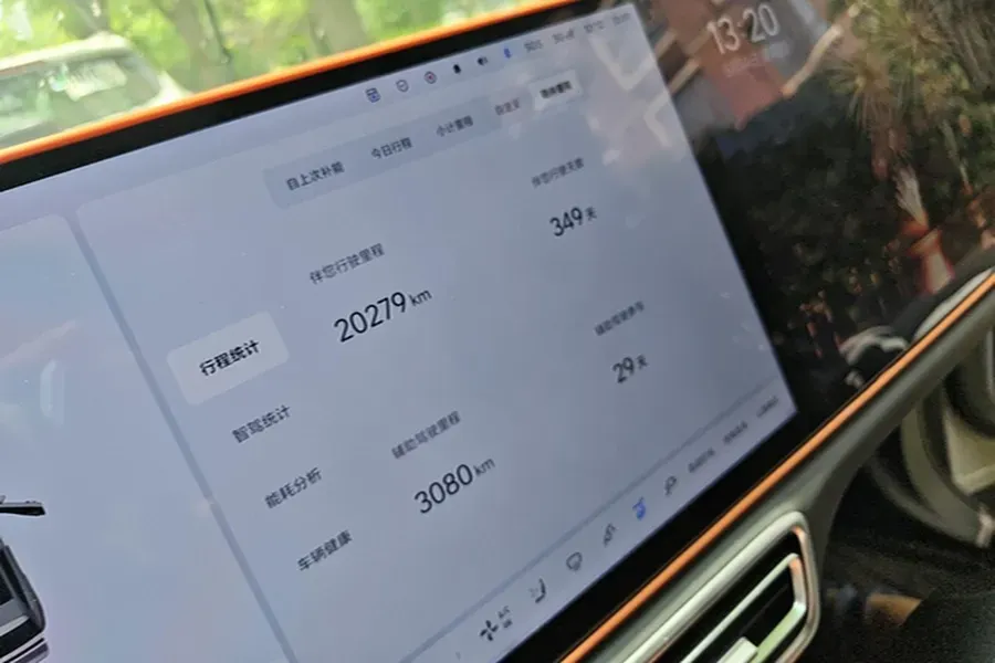 2025 Li L6 Range Extended 154HP L4 REEV,autocango,china used car exporter,china ev exporter,chinese used car exporter,chinese used ev exporter